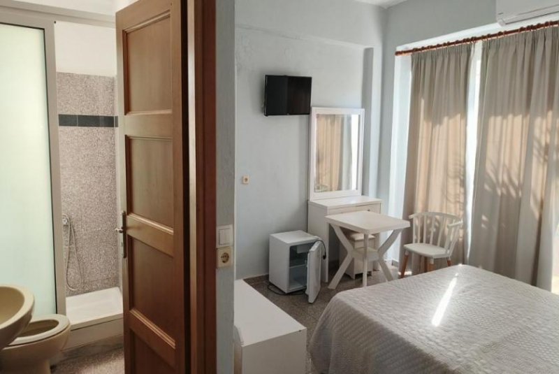Kolymvari Kreta, Kolymvari: Strandhotel direkt am Meer zu verkaufen Gewerbe kaufen